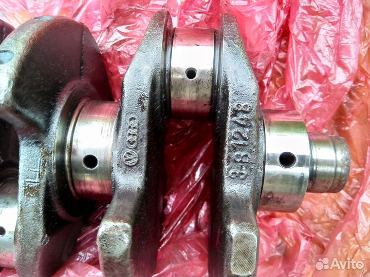 Коленвал VAG двигателя 1.6-1,7D,TD 068105101M
