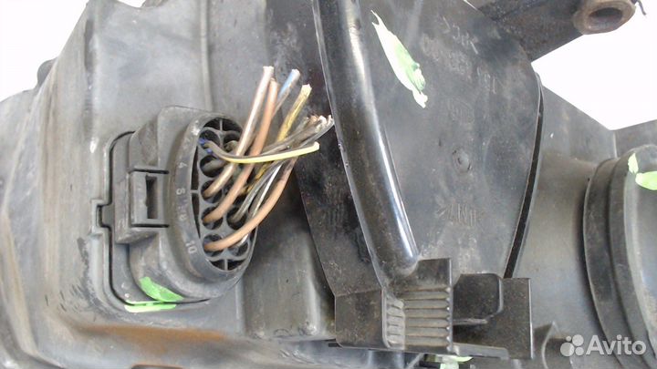 Фара (передняя) Volkswagen Passat 5, 2004