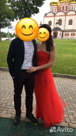 Вечернее платье