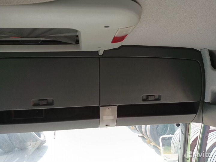 Консоль кабины верхняя Man TGA