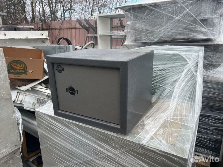 Сейф металлический бу