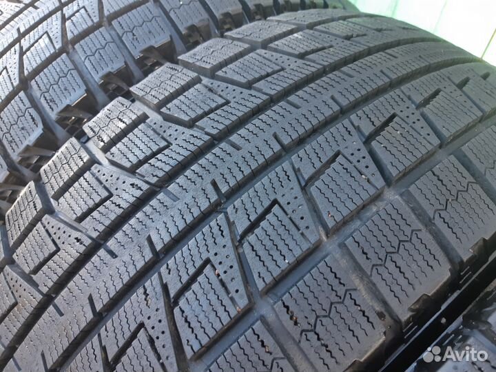 Bridgestone Blizzak Revo2 225/55 R16 95Q