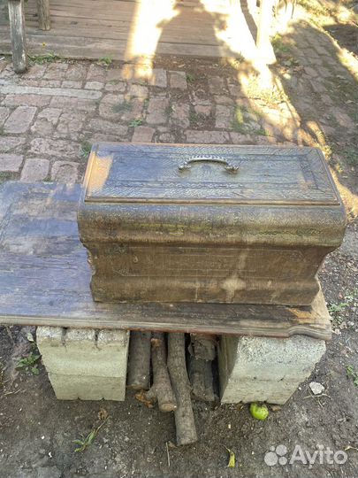 Швейная машина