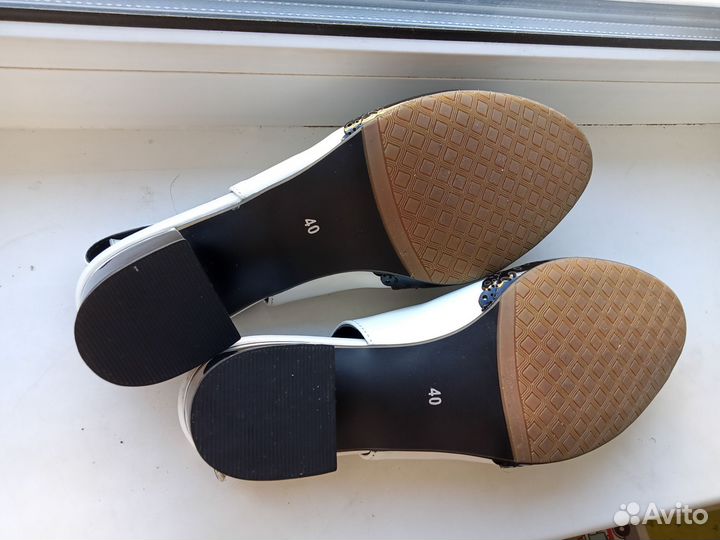 Босоножки Ascalini