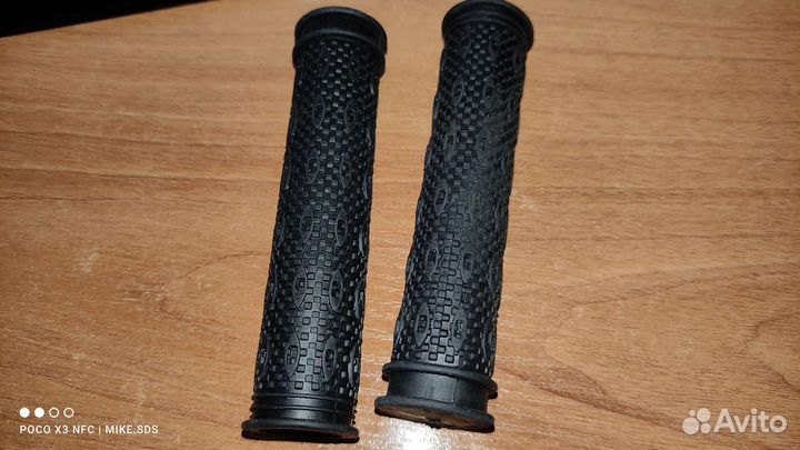 Грипсы для велосипеда