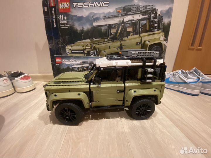 Lego technic 42110 land rover defender
