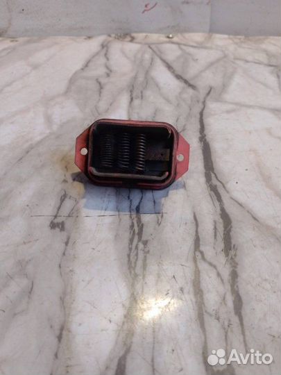 Сопротивление печки Audi 100 4A2 AAH 1992