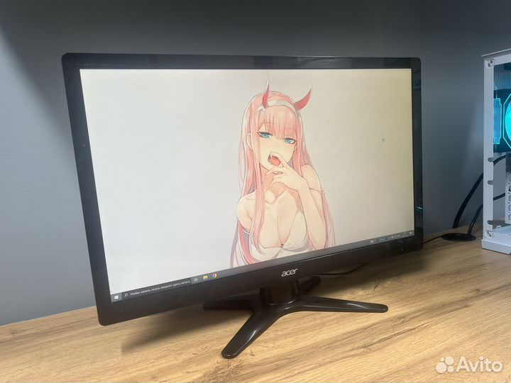 Монитор Full HD