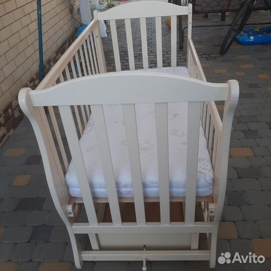 Детская кроватка лель