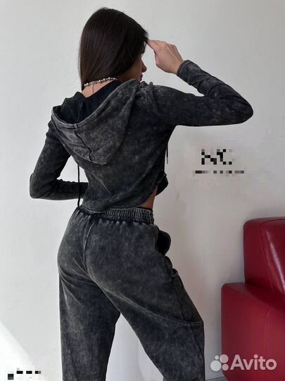 Костюм женский варёнка 46