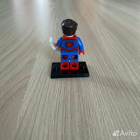 Лего-фигурка человек паук