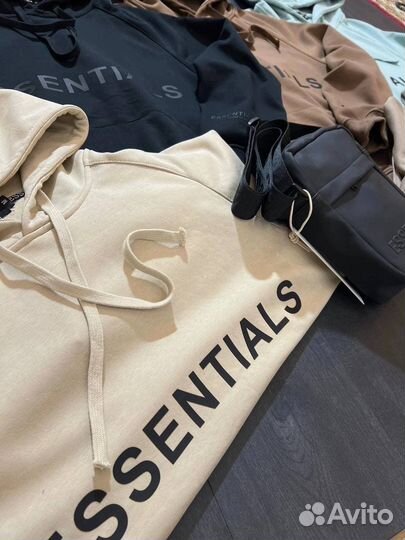 Спортивный костюм essentials