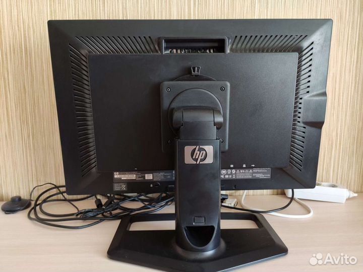 Монитор HP ZR24w