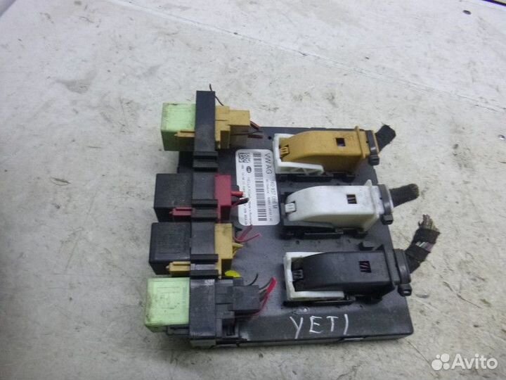 Блок комфорта skoda yeti 2010