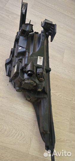 Фара передняя правая на kia rio X-Line 2021г