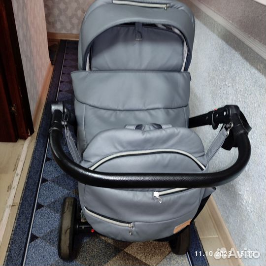 Коляска DeLorean Smart прогулка без торга