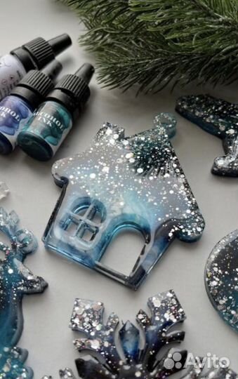 Елочные игрушки из эпоксидной смолы