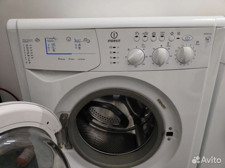 Стиральная машина Indesit