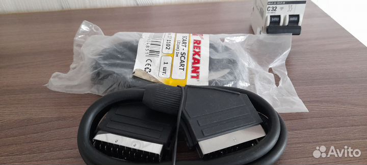 Кабель scart-scart