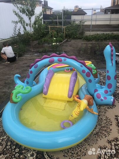 Детский бассейн
