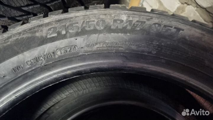 Kumho WinterCraft Ice Wi32 215/50 R17 95T