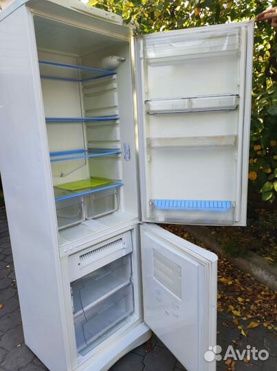 Холодильник indesit