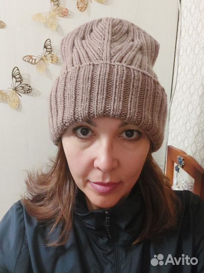 Шапка женская вязаная ручная работа