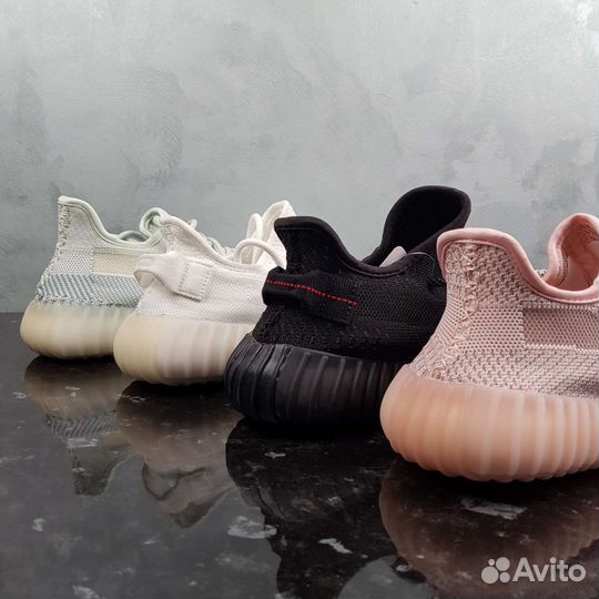 Топовые женские кроссовки adidas yeezy boost 350