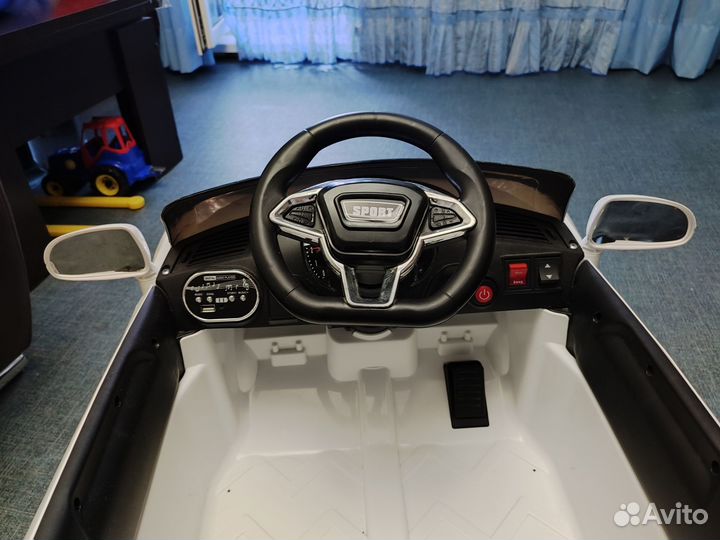 Электромобиль