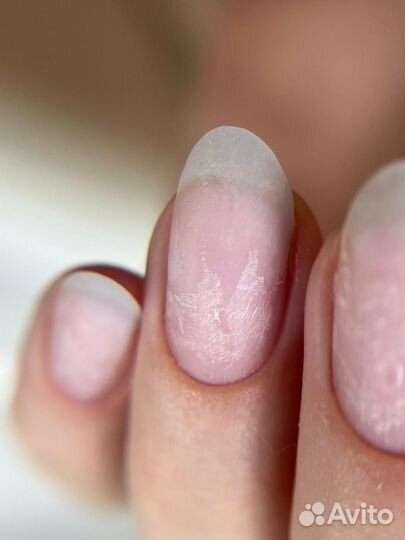 Модель на маникюр