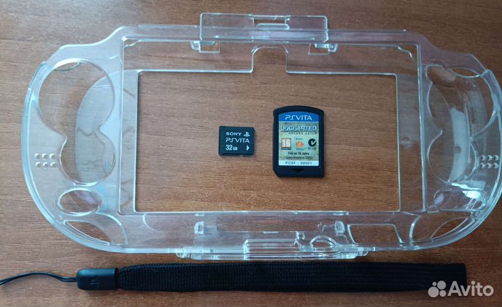 PS Vita + оригинальная комплектация