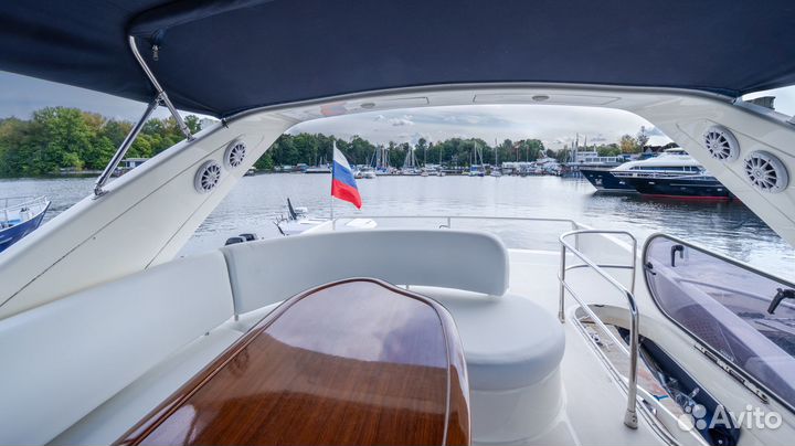 Моторная яхта Azimut 50