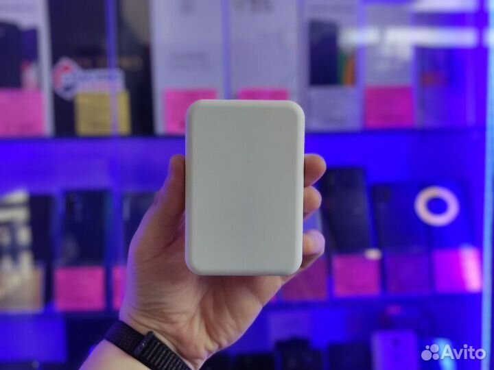 Беспроводной портативный аккумулятор Battery Pack