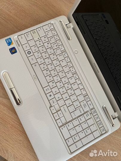 Ноутбук Toshiba Satellite L655