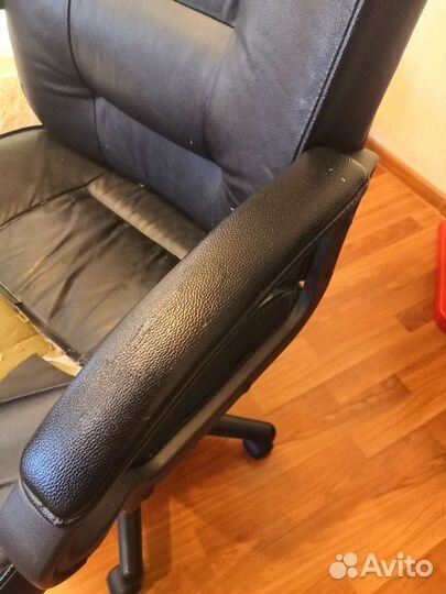 Компьютерное кресло