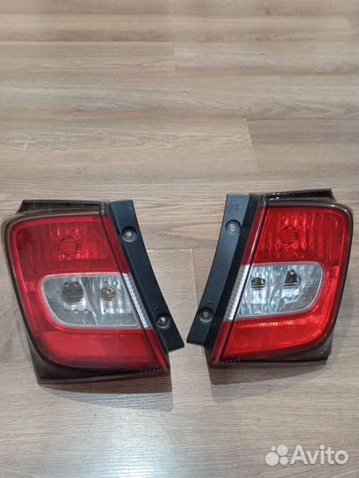 Стоп-сигнал на хонда Фрид спайк