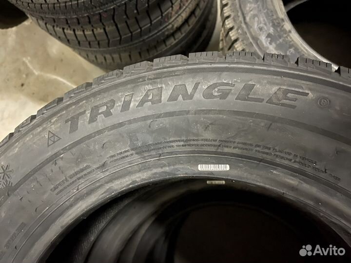 Triangle PL01 215/65 R17 99T