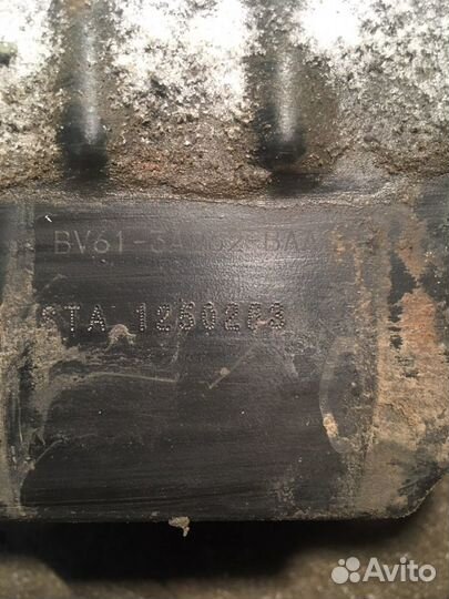 Продам левый рычаг на Форд фокус 3