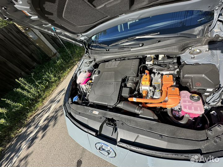 Hyundai Elantra 1.6 AT, 2022, 2 958 км