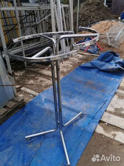 Вешалка напольная