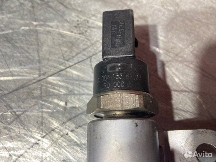 Топливная рампа правая Mercedes R-Class W251 OM642