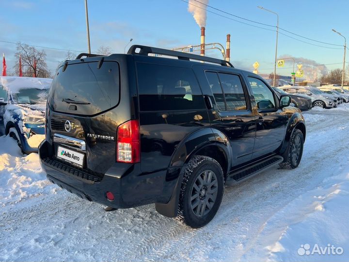 Nissan Pathfinder 2.5 AT, 2012, 145 737 км