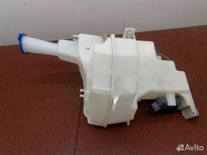 Бачок омывающей жидкости с моторчиком Hyundai