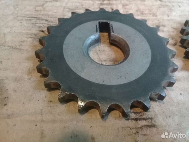 Звездочки распредвала 1.0 Nissan March K11