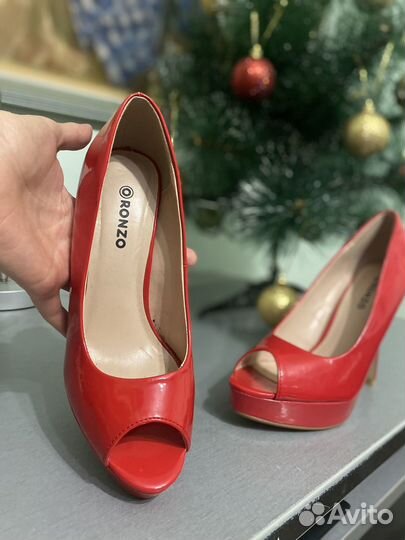 Туфли женские 36 размер красные