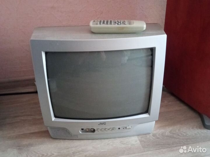 Телевизор JVC 37см
