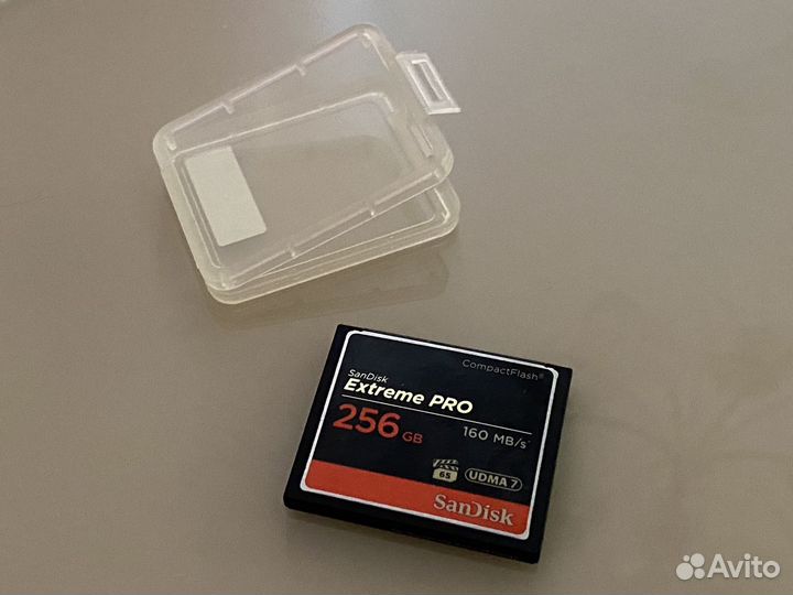 Карта памяти SanDisk Extreme Pro 256Гб