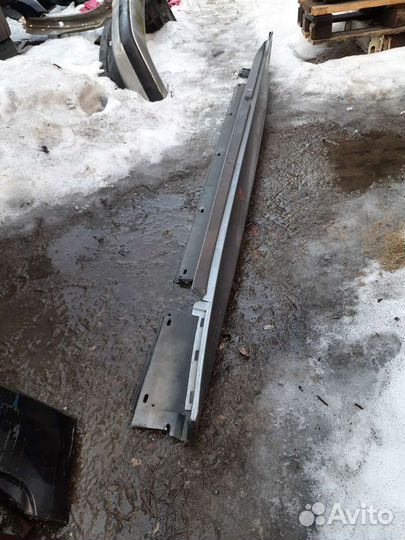 Порог М е60 левый 2006г