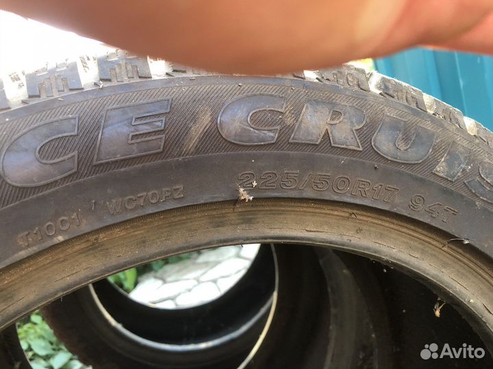 JCB Sitemaster 225/50 R17 94