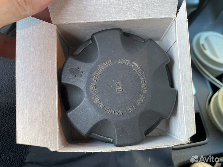 Крышка расширительного бачка Bmw 3 E90